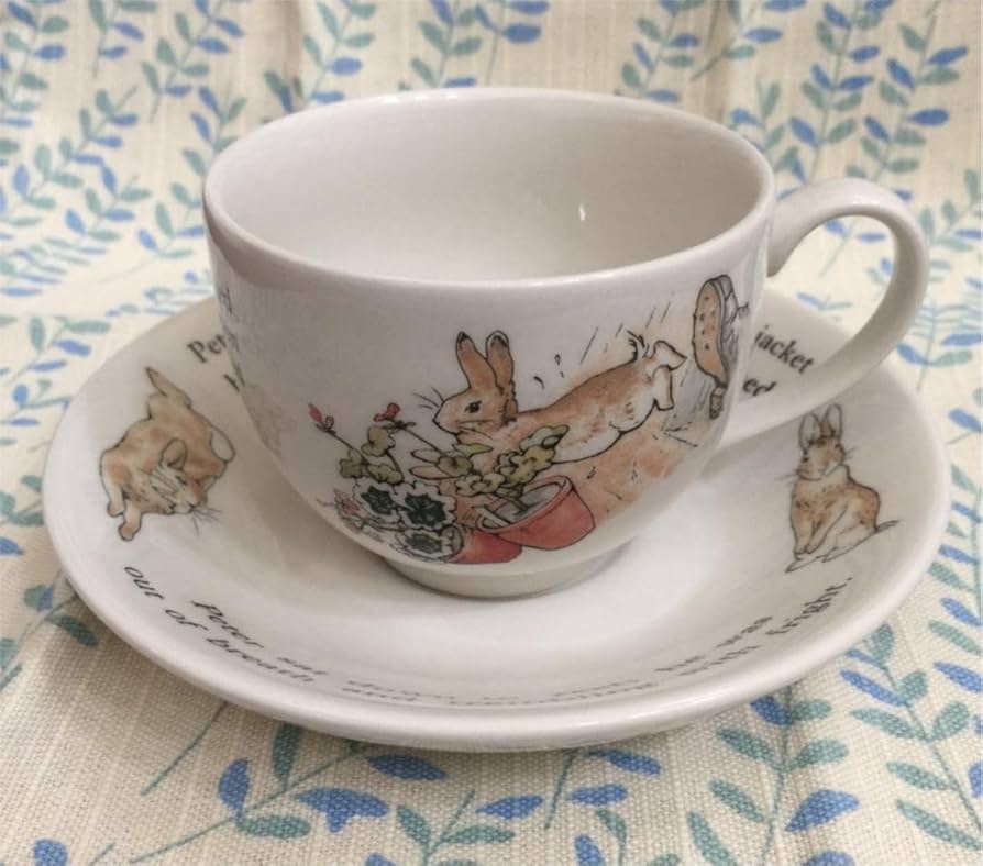 ウェッジウッド ピーターラビット　カップ&ソーサー プレート 10点セット Wedgwood (ウェッジウッド) カップ&ソーサー 旧刻印 ☆ ピーター
